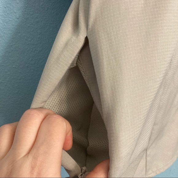 Eddie Bauer Sport Freedry Top - Beige - Women’s Large - Picture 9 of 10